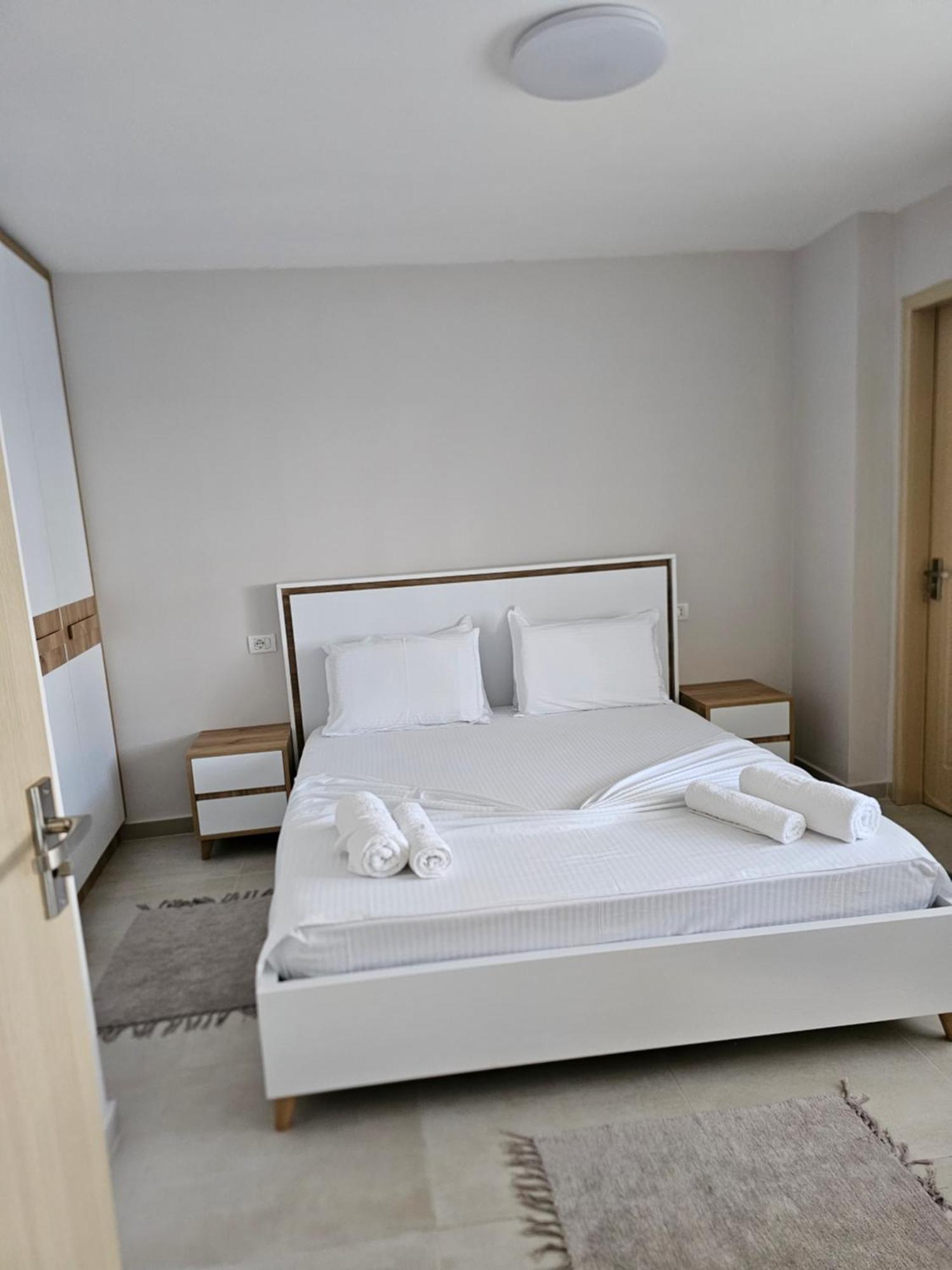Alex'S Apartment ドゥラス エクステリア 写真